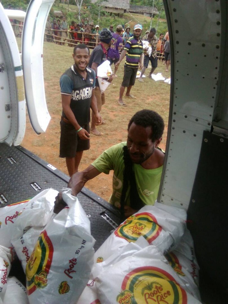 PNG Earthquake unloading